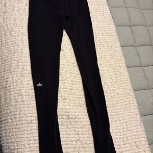 Alo Yoga Black Airbrush High-Waist Leggings
Size small